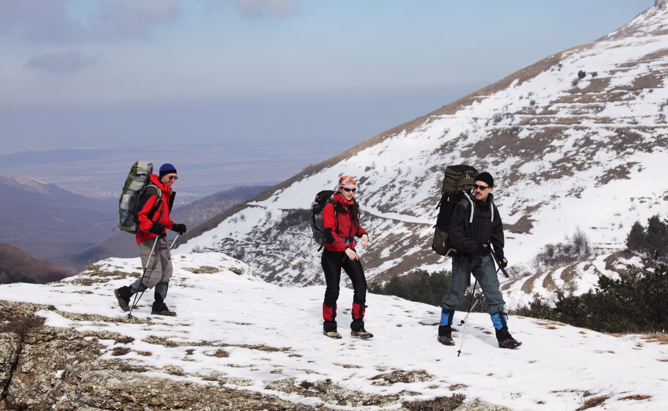 hiking inverno gruppo