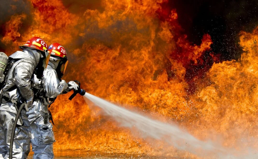 Incendi rifiuti plastica