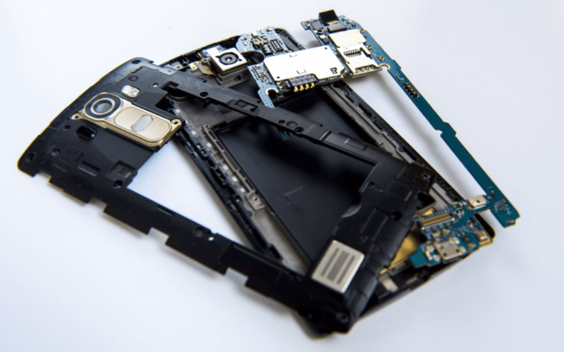 metalli preziosi smartphone