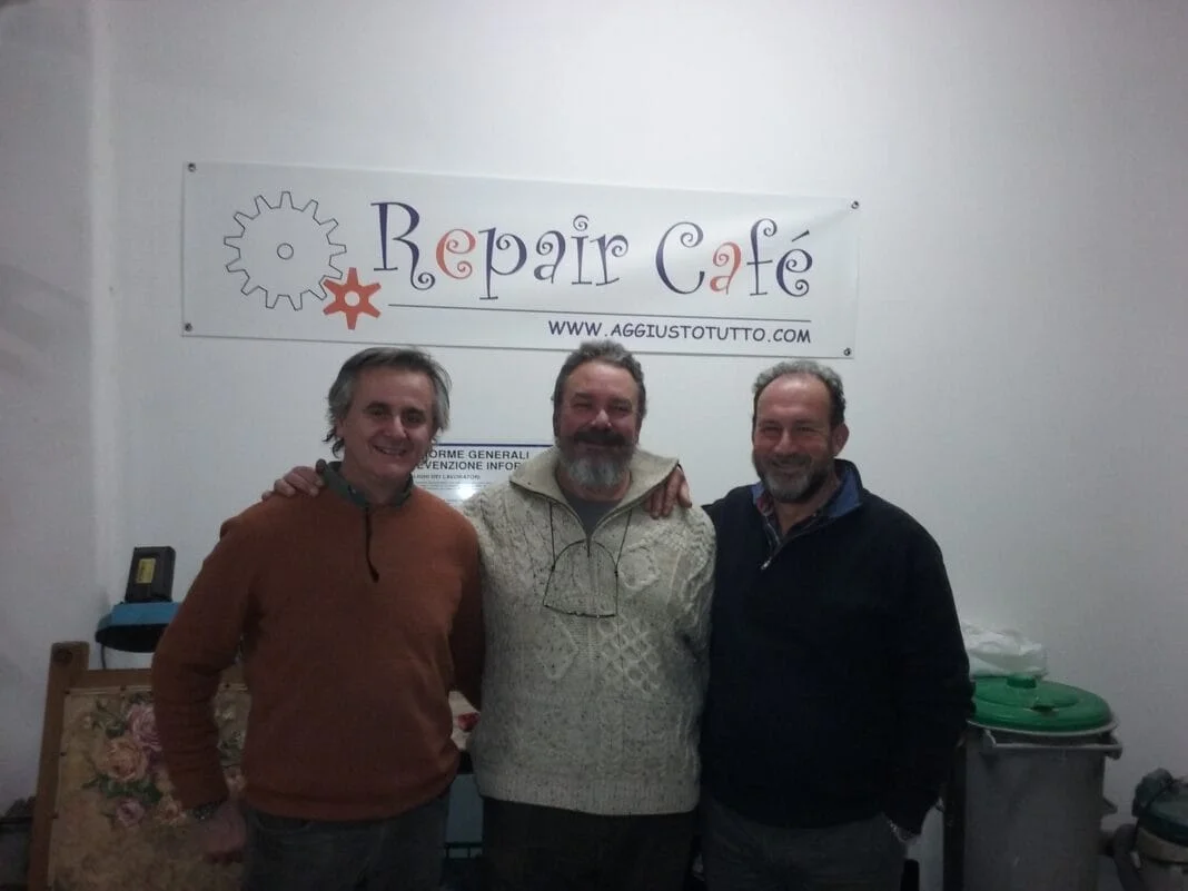repair caf&egrave; aggiustotutto