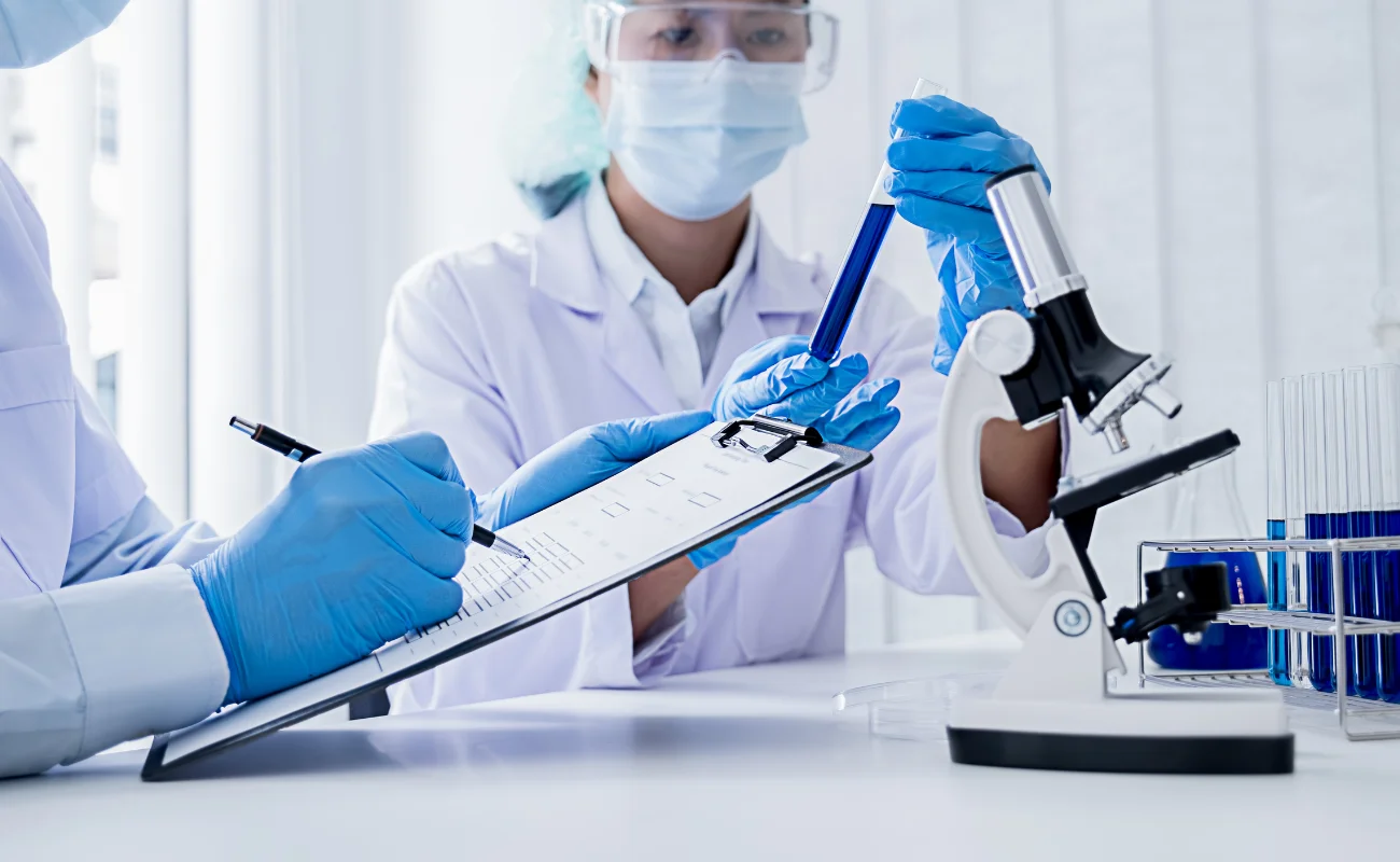 salute donne laboratorio