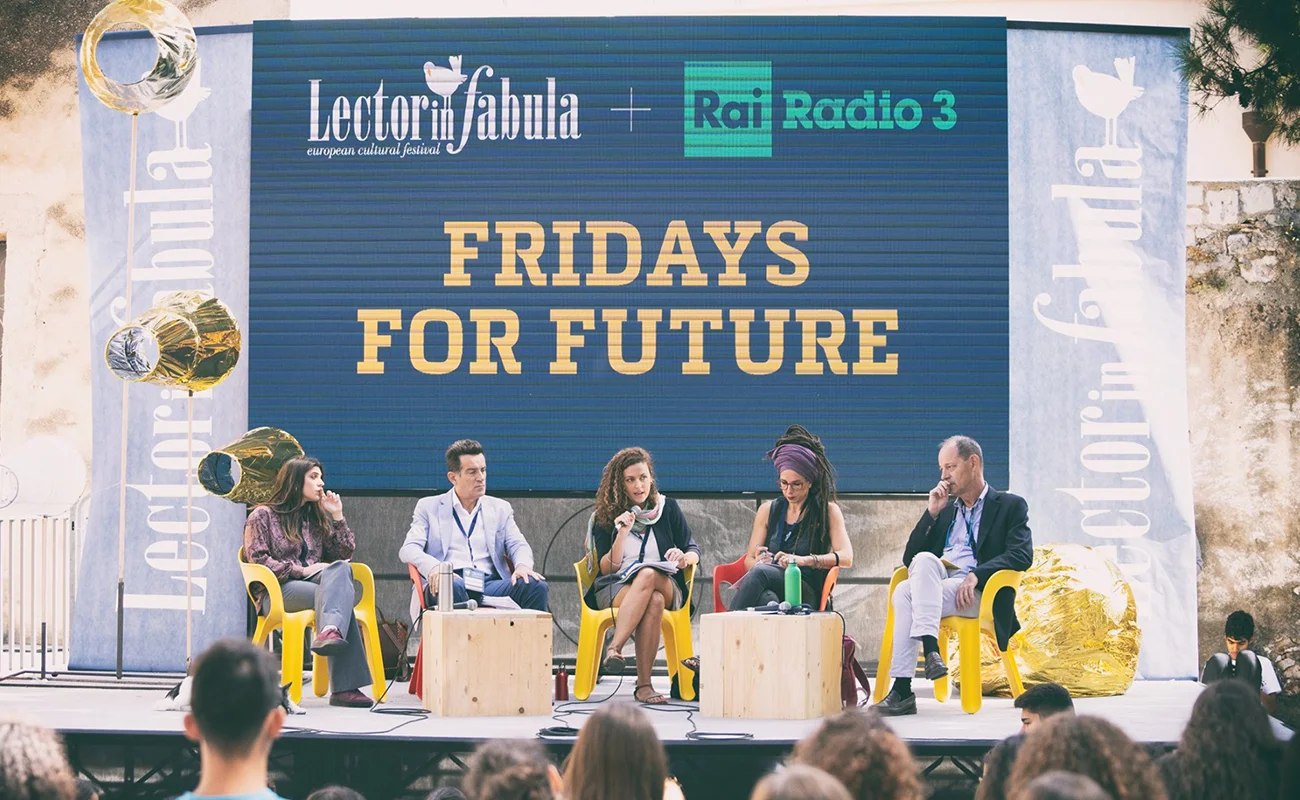 frdaysforfuture lector in fabula