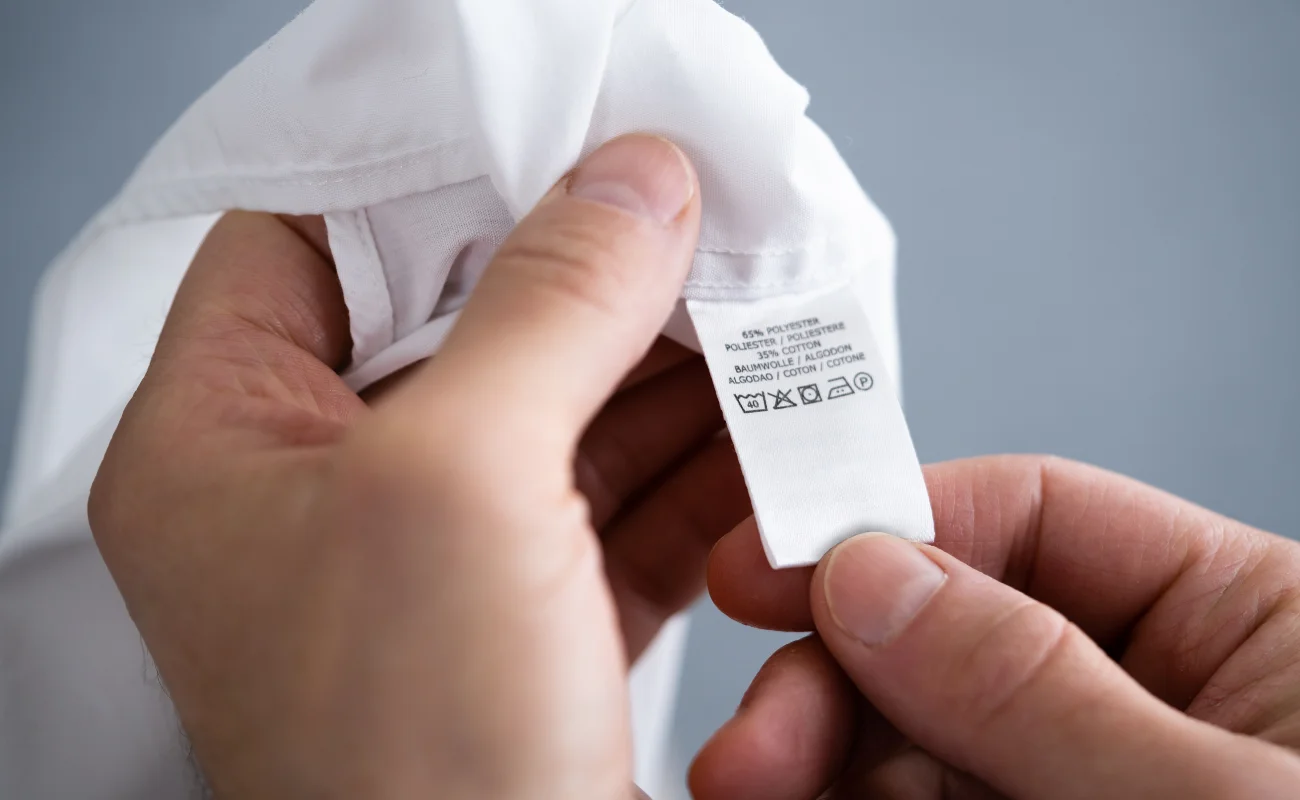 microplastiche vestiti etichette