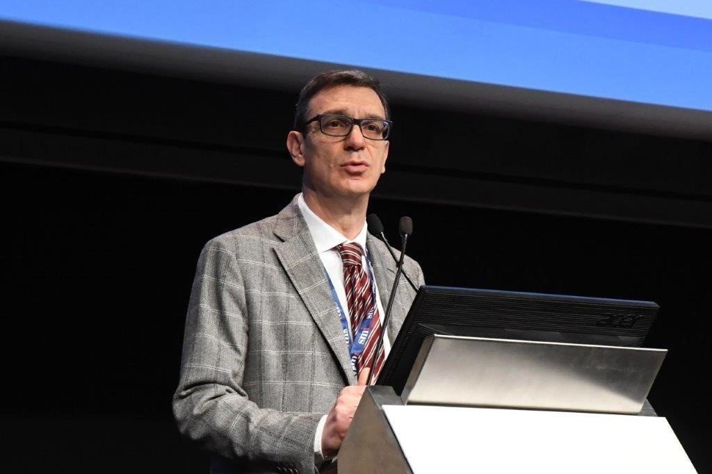 Chezzi Mauro EPR tessili distruzione invenduto