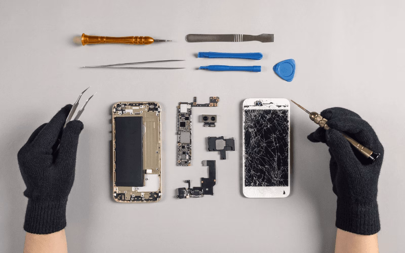 Right to repair smartphone