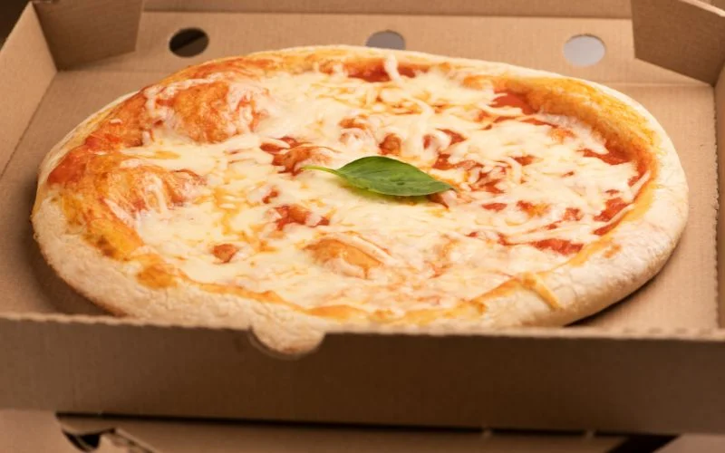 raccolta differenziata cozze pizza fazzoletti