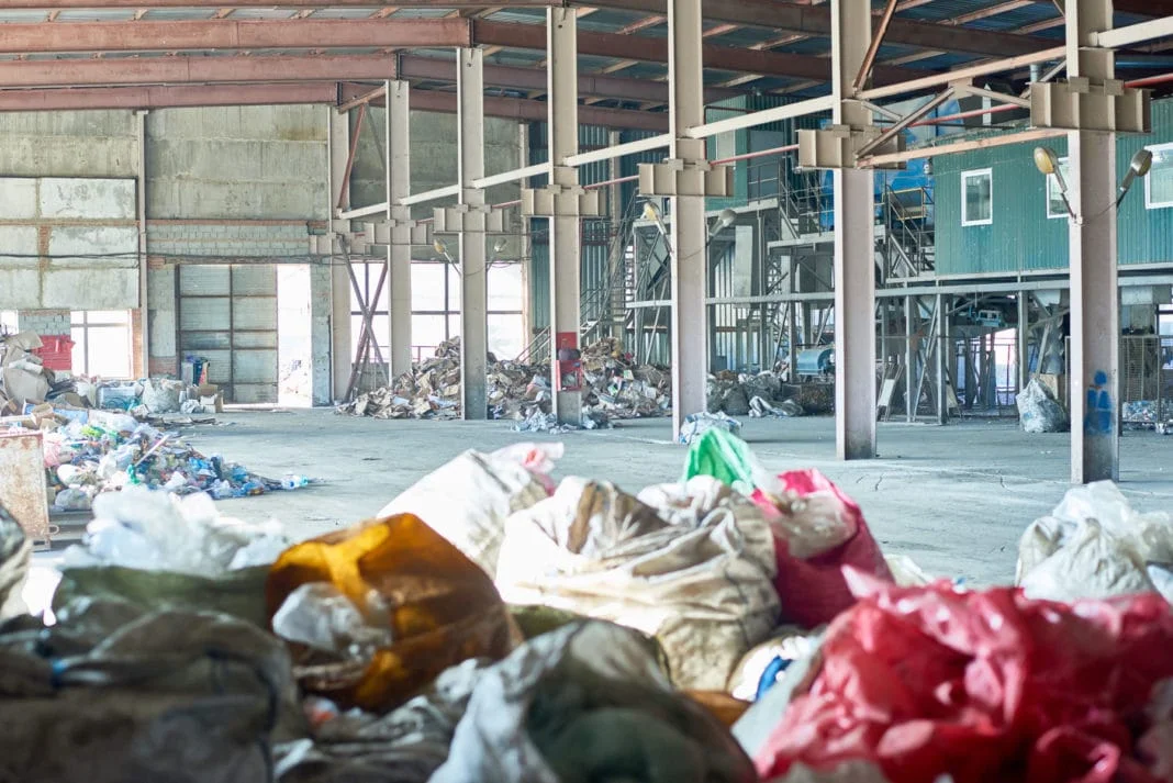 buste di plastica messa al bando