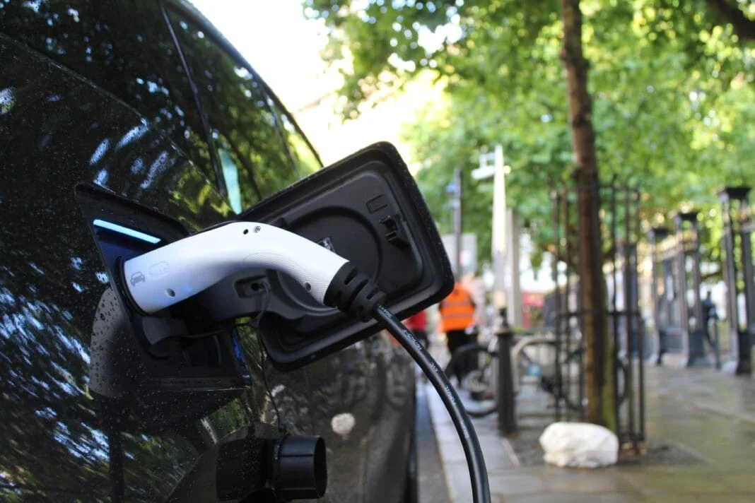 mobilit&agrave; elettrica batterie