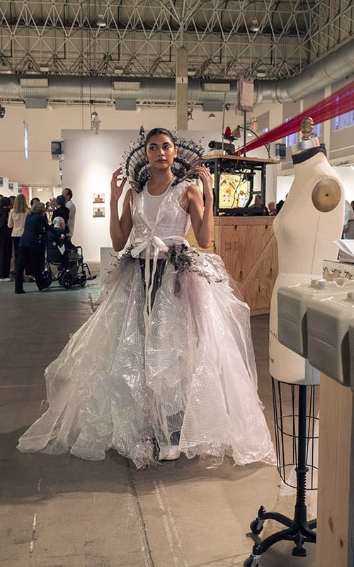 arte circolarità - expo chicago vestito