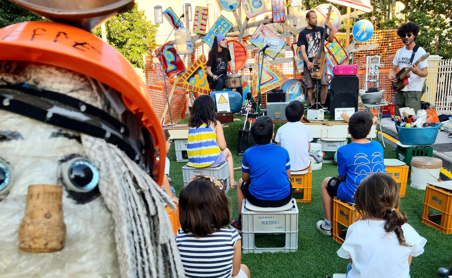 riciclato circo musicale bimbi
