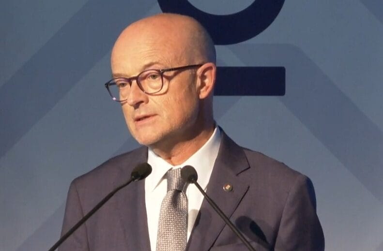 andrea fluttero rifiuti tessili