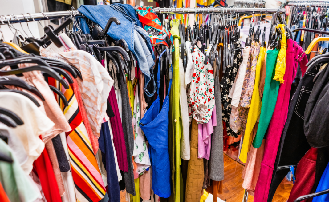 rivendita fast fashion vestiti