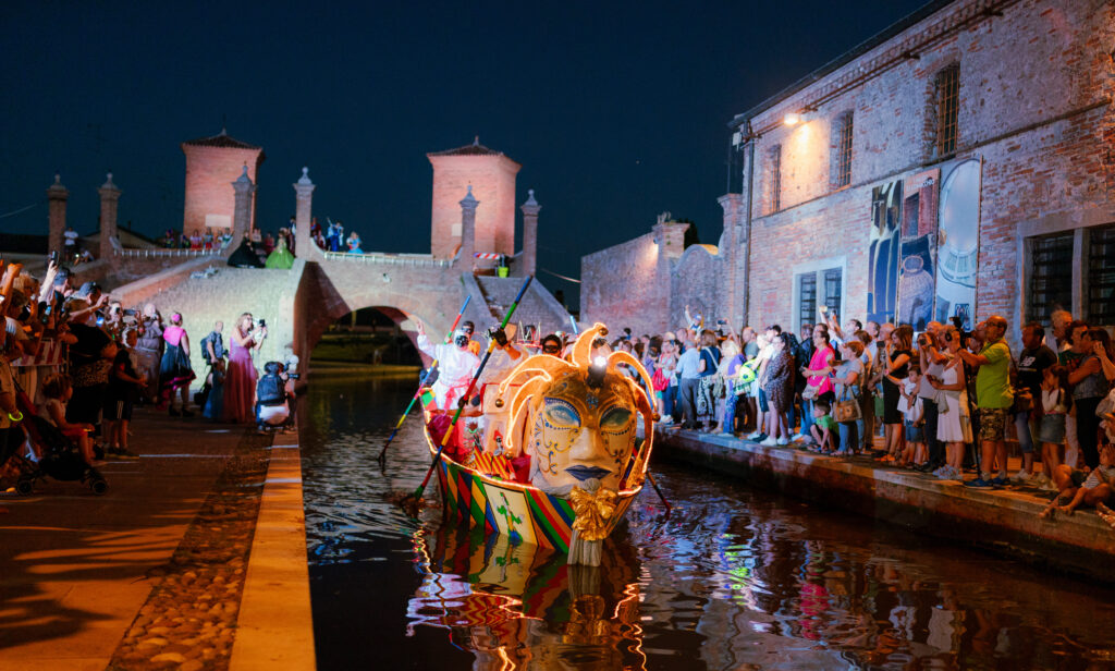 Carnevale sull'acqua, edizione estiva, a Comacchio (FE)