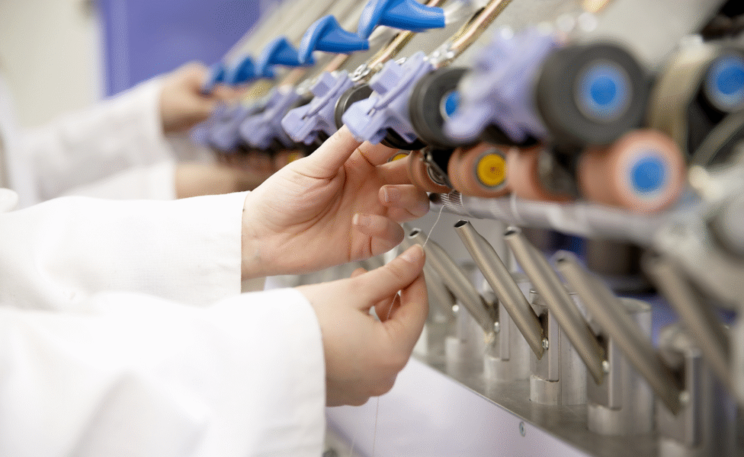 tessile tecnico Saati